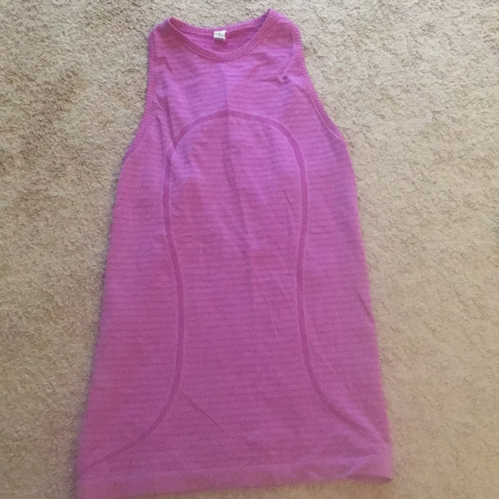 Lululemon tank
